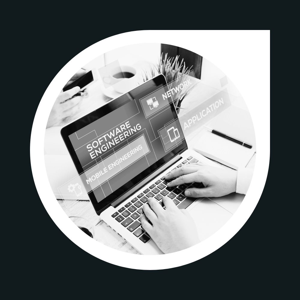El mantenimiento correctivo de software es una fase importante en el ciclo de vida del software. Implica corregir errores, fallas o defectos identificados en el software después de su implementación.